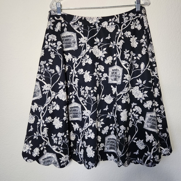 Talbots Dresses & Skirts - Talbots Navy Blue with Birds & Birdcages fully Lined Skirt Scalloped Hem Size 10
